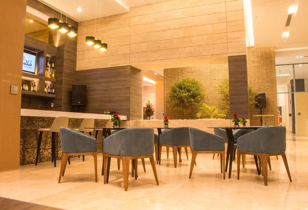 Estelar La Torre Suites Medellín Eksteriør billede