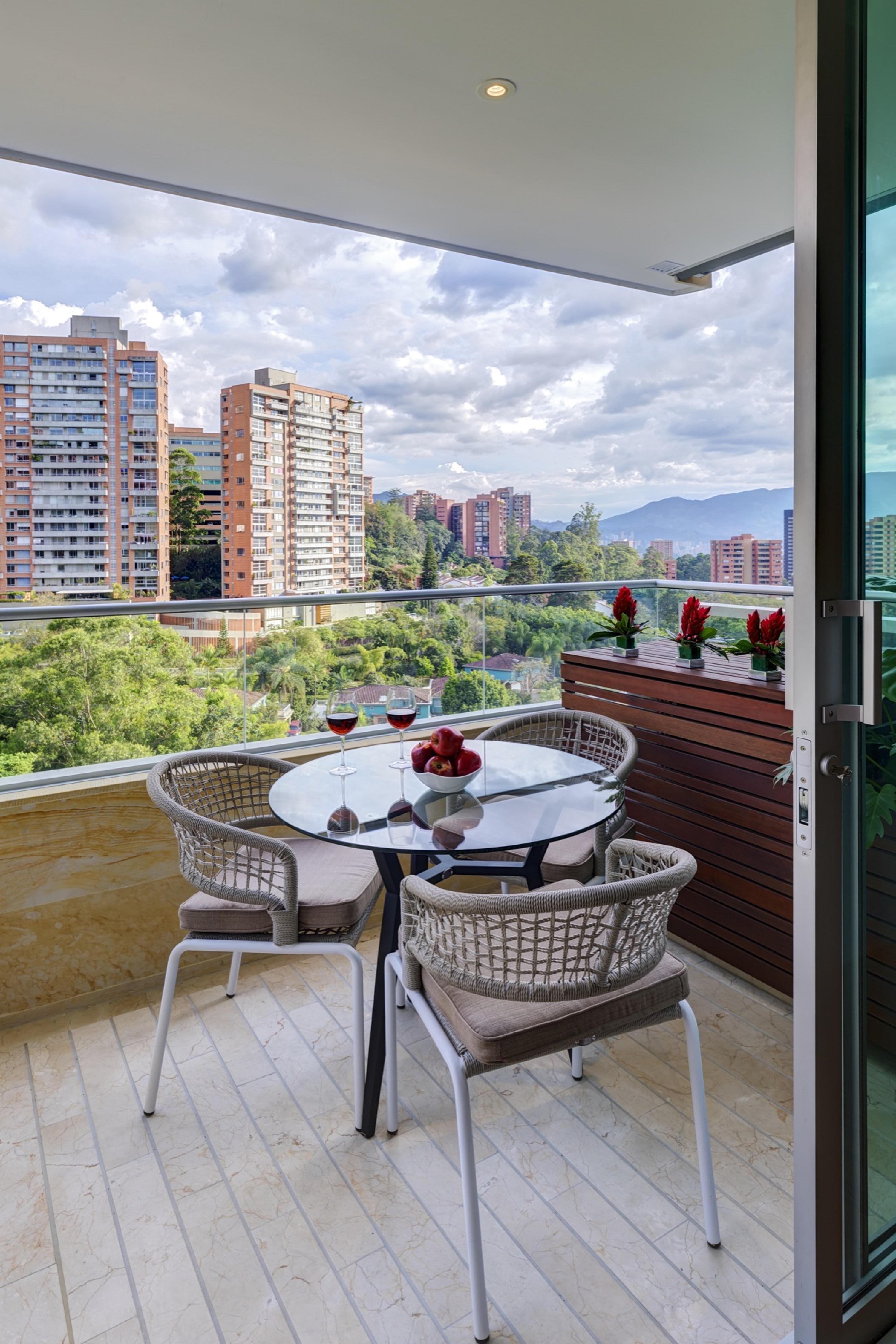 Estelar La Torre Suites Medellín Eksteriør billede