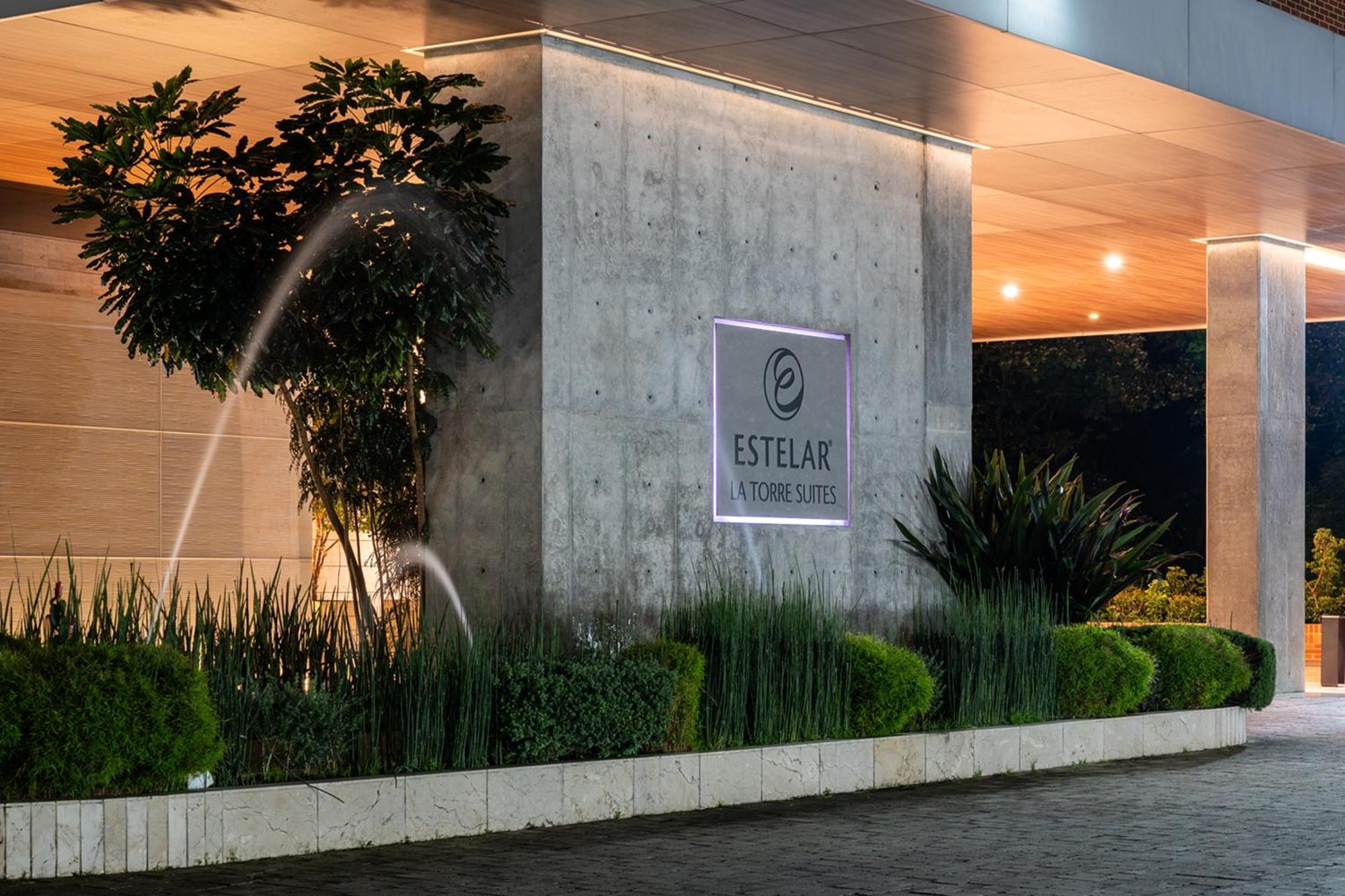 Estelar La Torre Suites Medellín Eksteriør billede