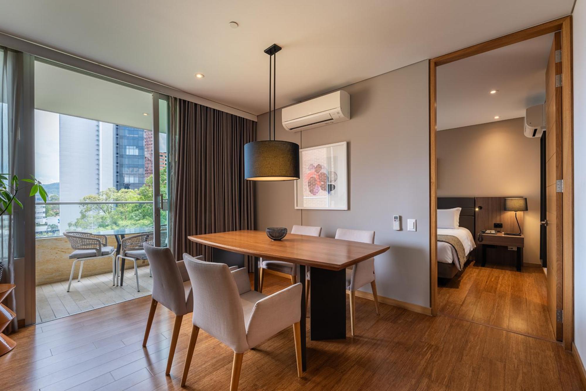 Estelar La Torre Suites Medellín Eksteriør billede