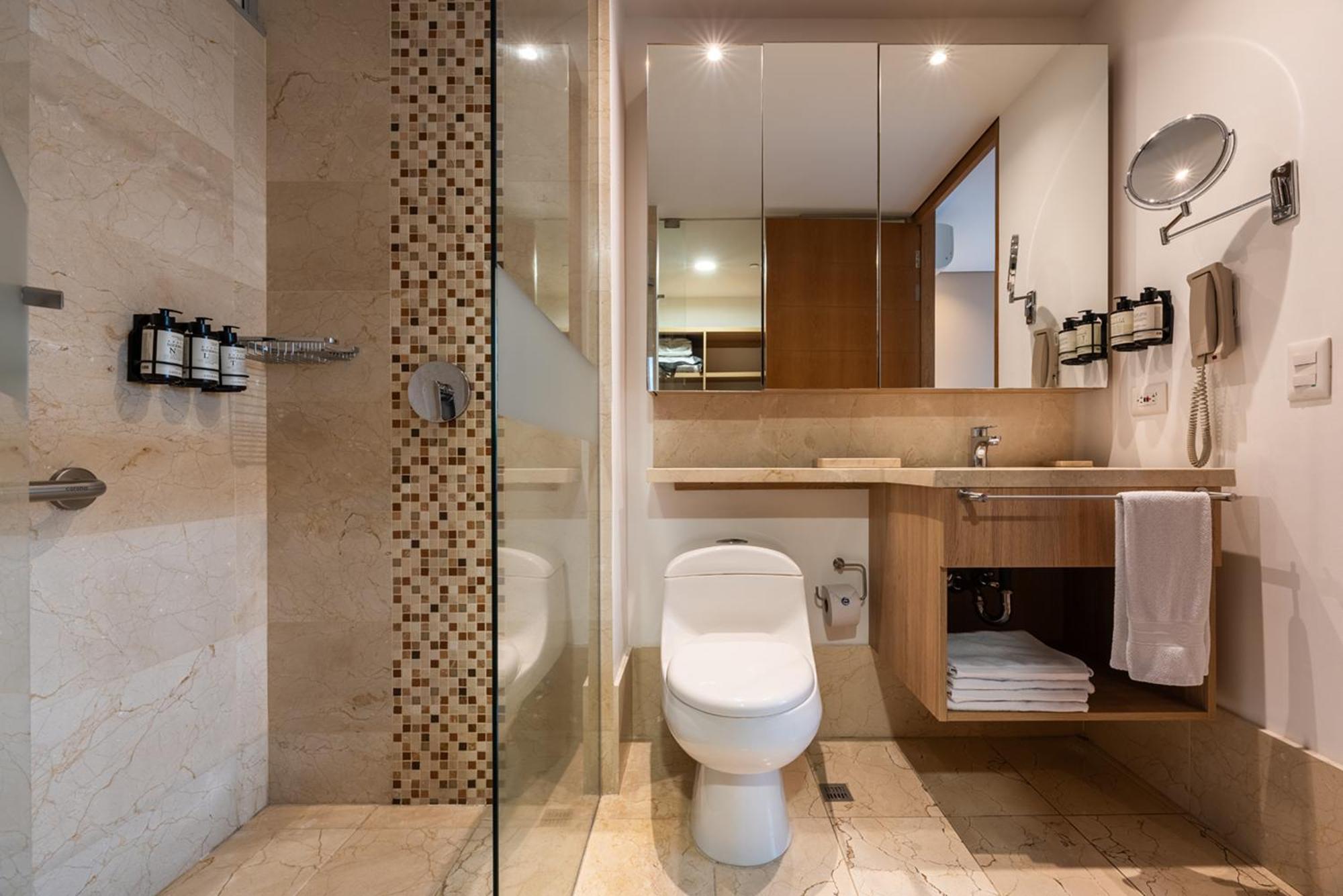 Estelar La Torre Suites Medellín Eksteriør billede