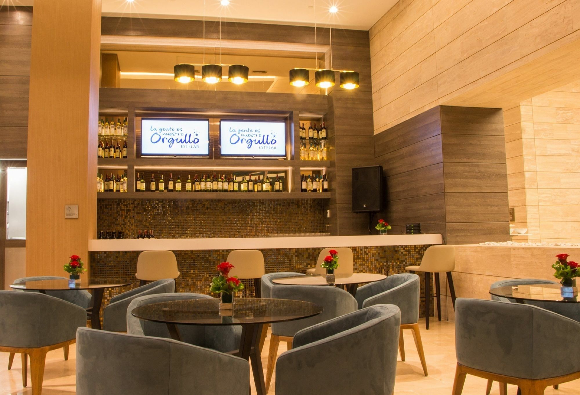 Estelar La Torre Suites Medellín Eksteriør billede