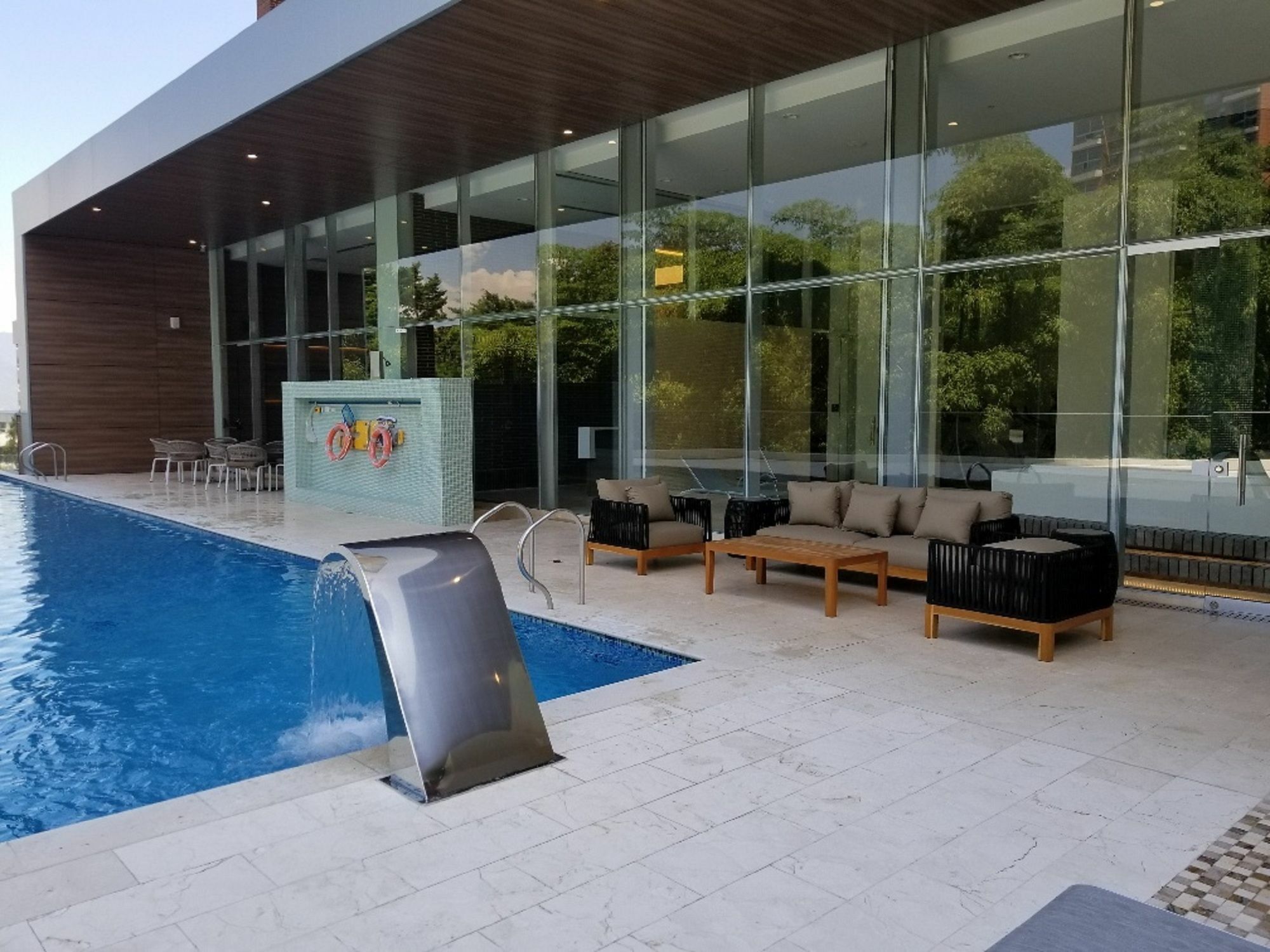 Estelar La Torre Suites Medellín Eksteriør billede